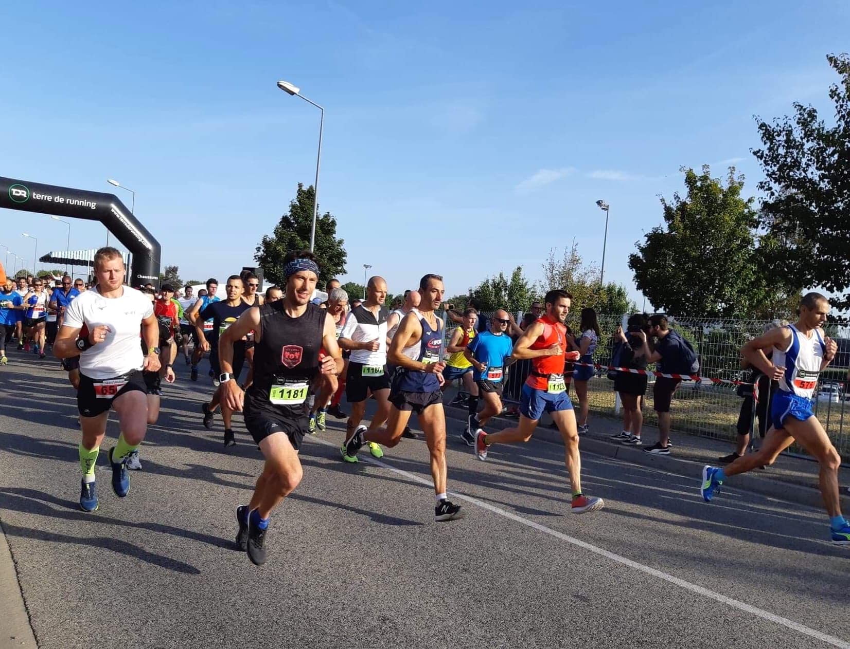 Des collaborateurs de MARTEL Groupe au départ de la Run in 2 Mure